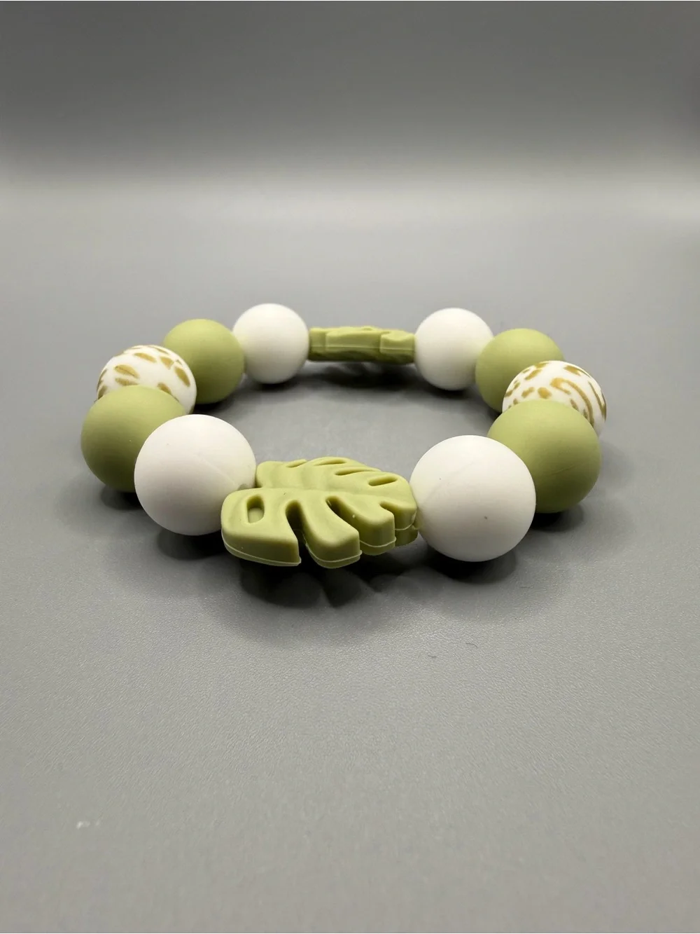 Green and White Leaf Bead Silicone Keychain Bracelet - Handmade #K0345C